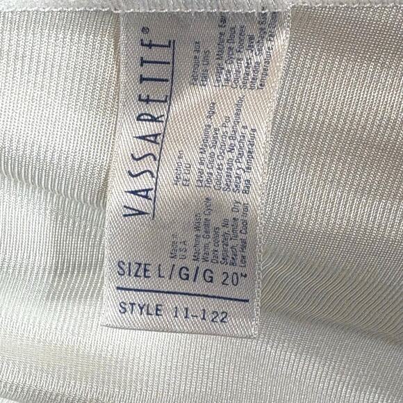 White Vassarette Half Slip 20" Large Lace Side Slit Knee Length 90s USA Made - Picture 6 of 7